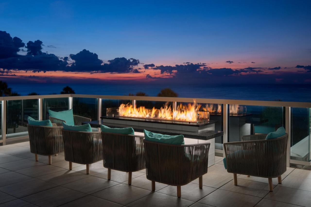 Springhill Suites By Marriott Myrtle Beach Oceanfront Exterior photo